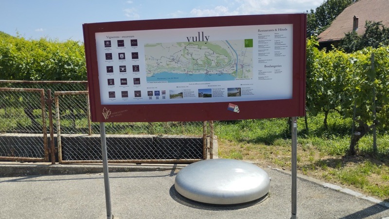 Remund Werbetechnik Beschriftung - Informationstafel - Vully